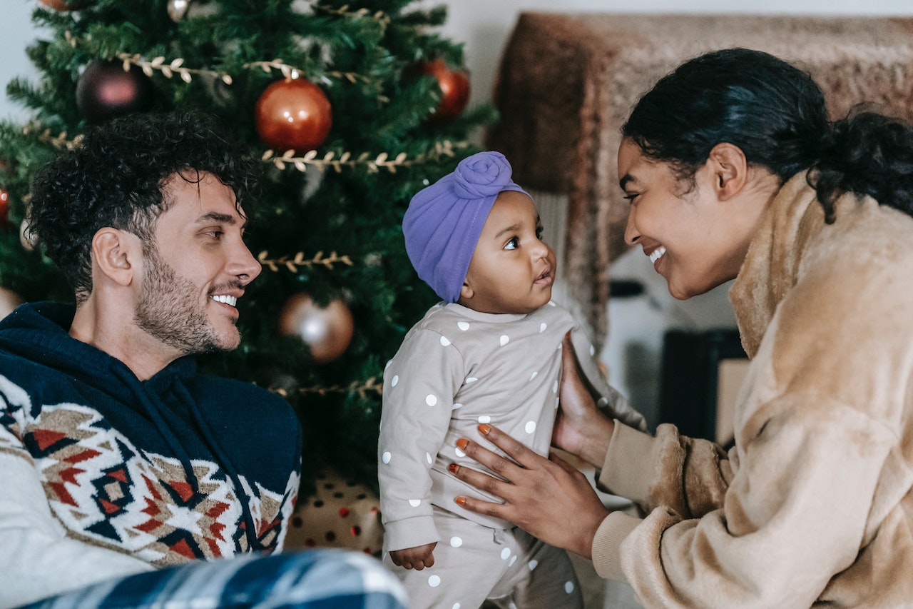 Best Holiday Tips For New Parents